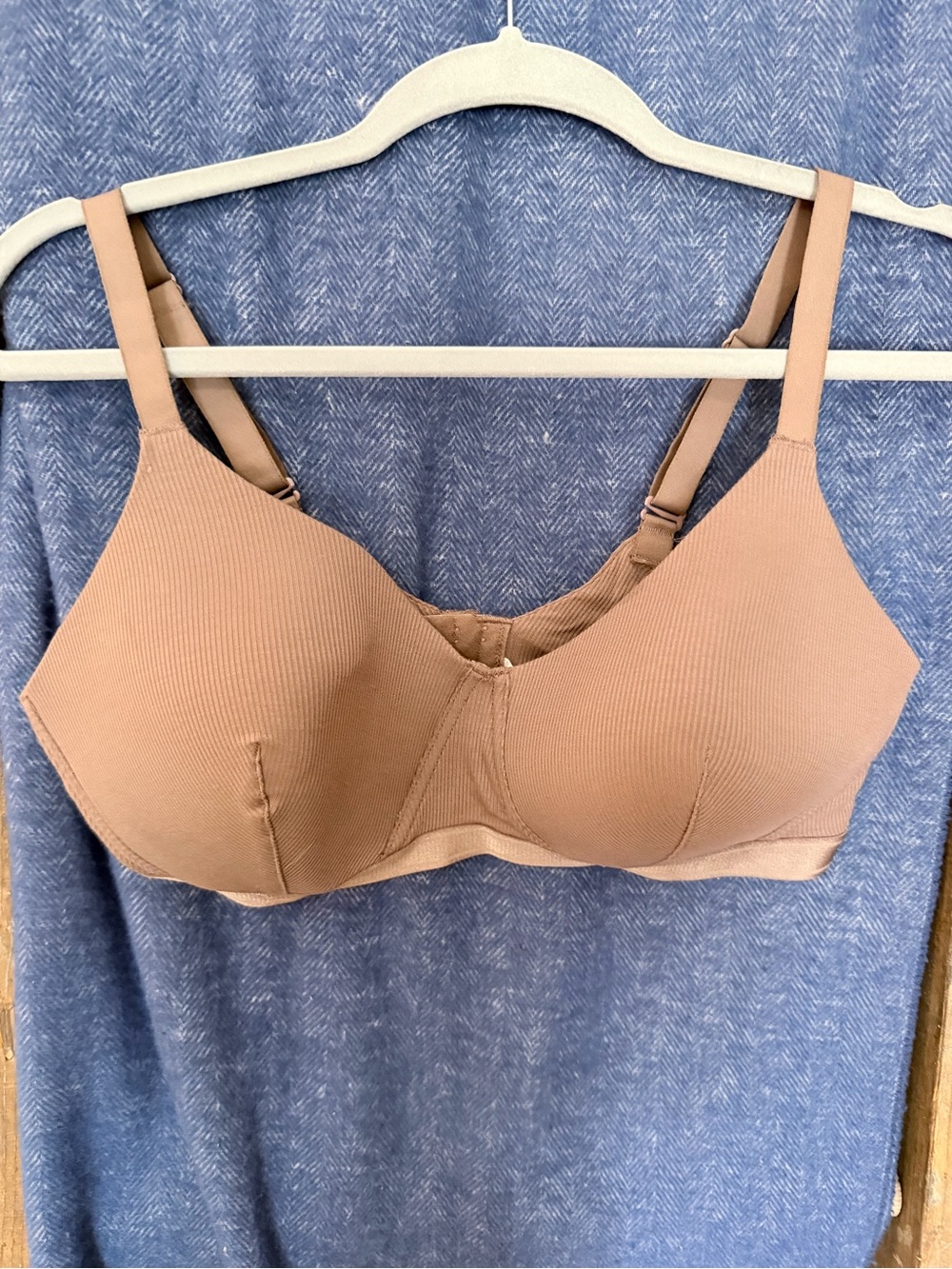 Smooth Nude Everyday T-Shirt Bra with Adjustable Straps